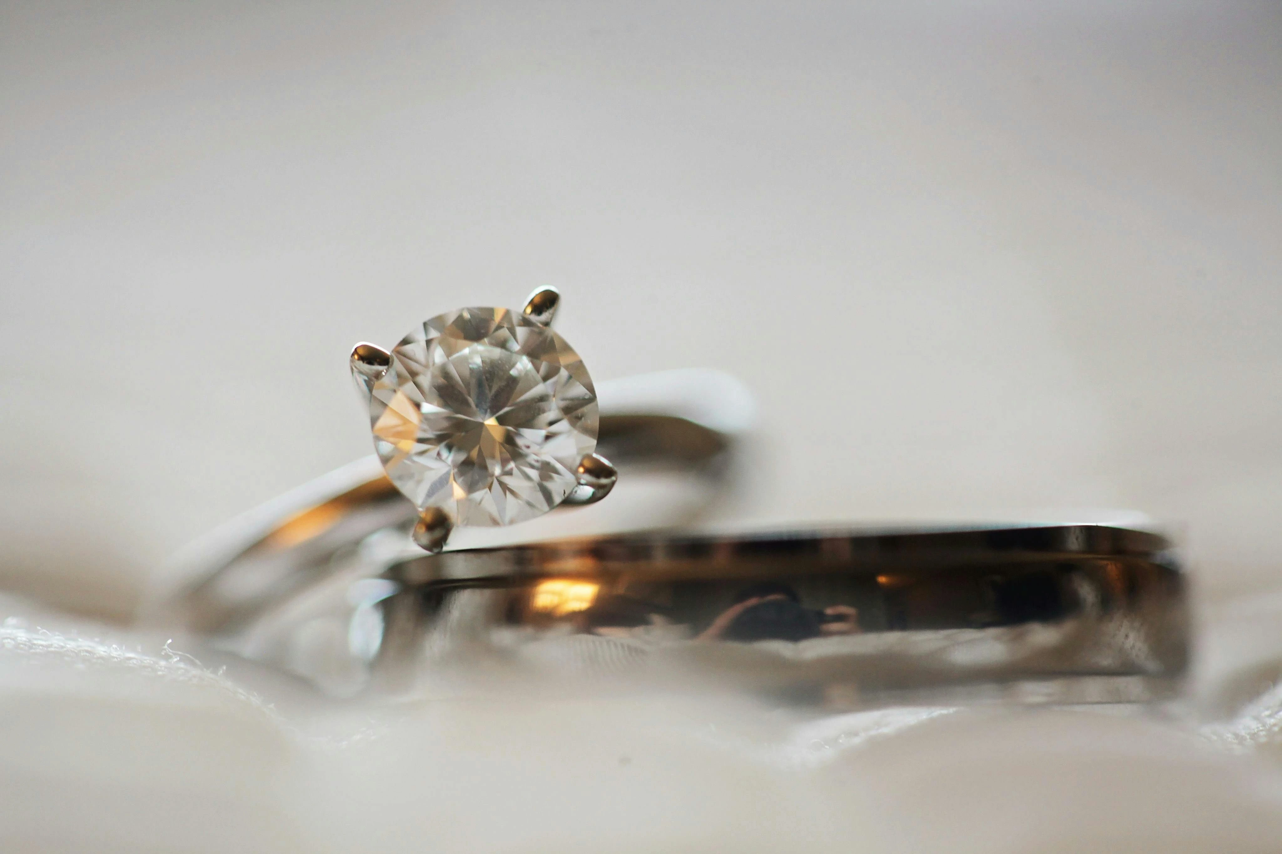 Will Moissanite Lose Its Sparkle? The Real Truth About Cloudiness and Aging